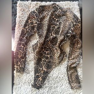 Snakeprint Cream/Black Size 6 (Medium) 1-piece long sleeve bodysuit
